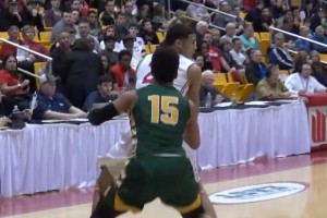 中山装Hasan聊NBA决赛《哈说体育》文班血都被打出来了