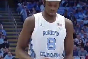 NBA洁身自好第一人！老詹为躲跟他身后的女人竟反向走电梯
